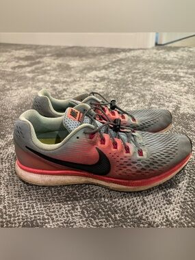 Nike Air Zoom Pegasus 34 Blue Pink Athletic Running Shoes Womens U.S. 11